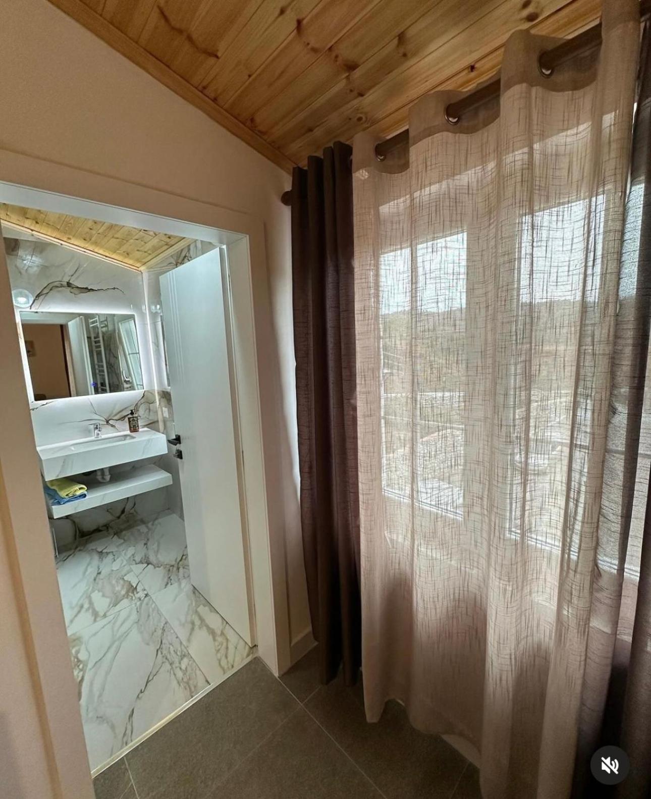 Qyteza Guest House & Camping Shkoder Exterior photo