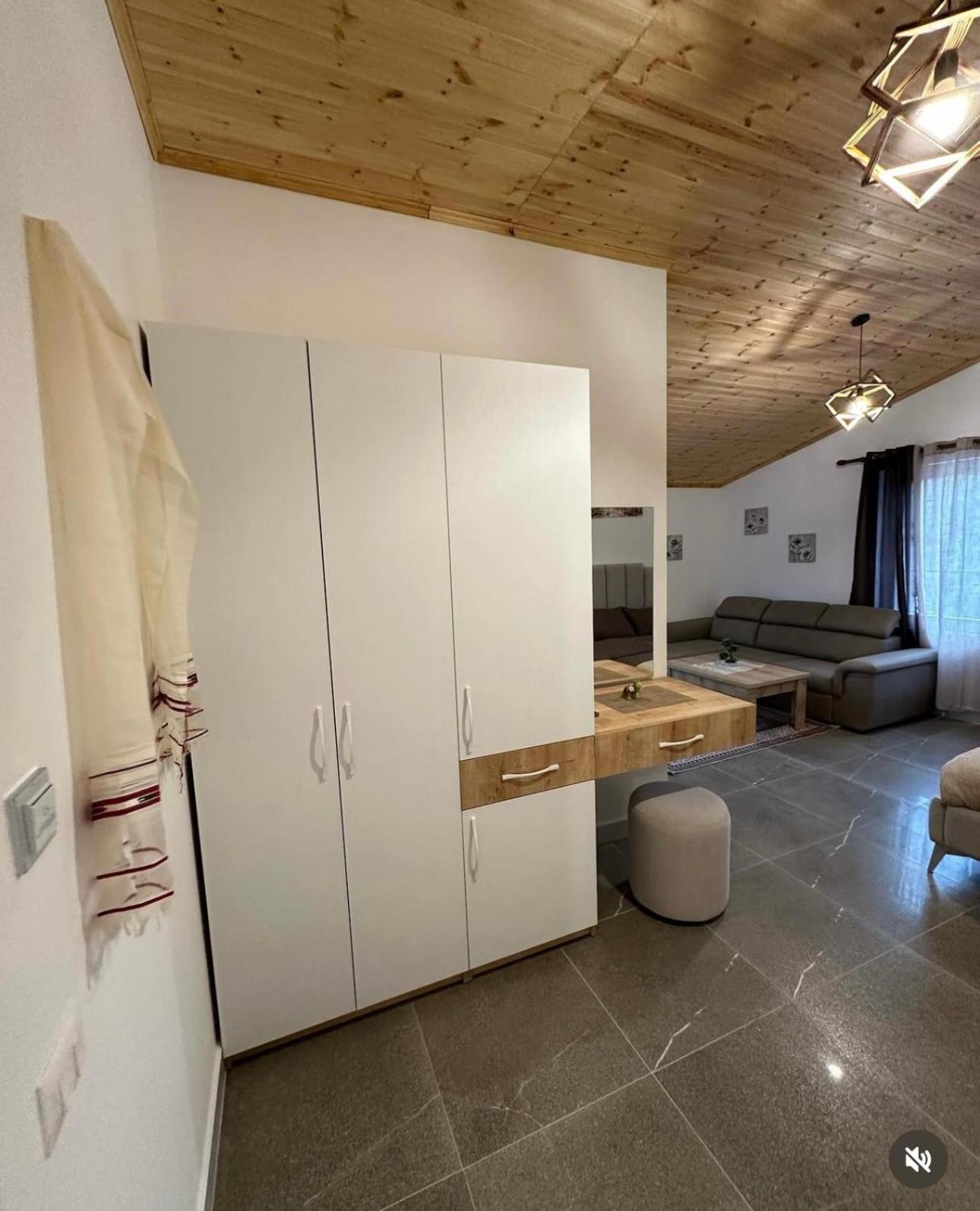 Qyteza Guest House & Camping Shkoder Exterior photo