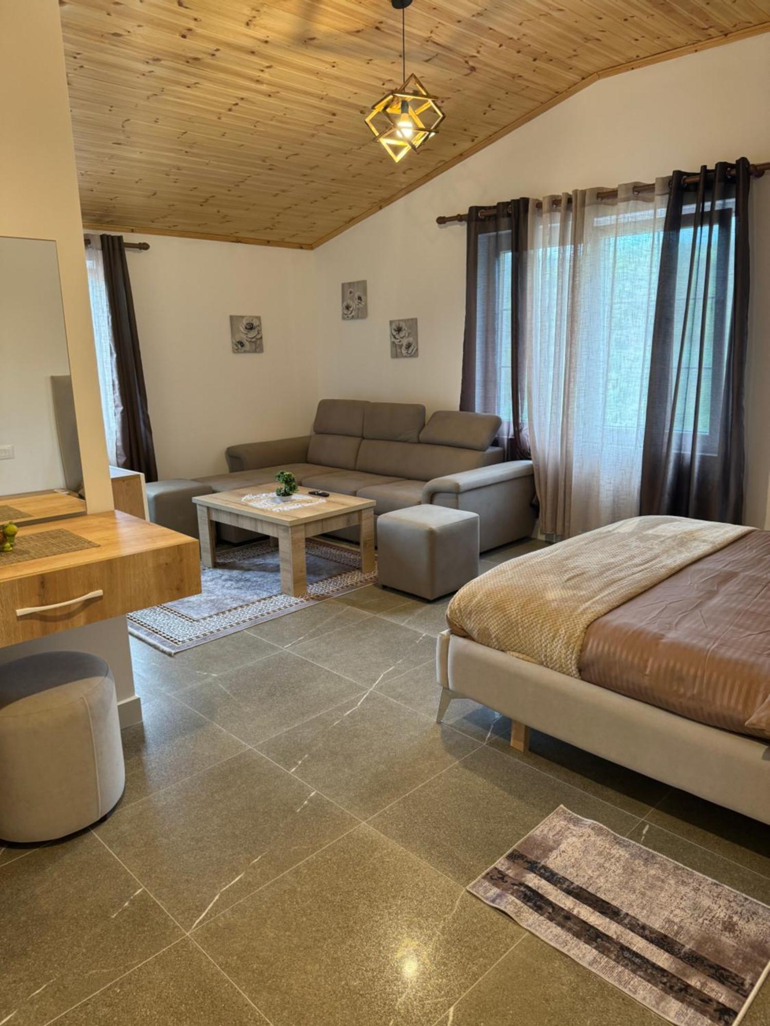 Qyteza Guest House & Camping Shkoder Exterior photo