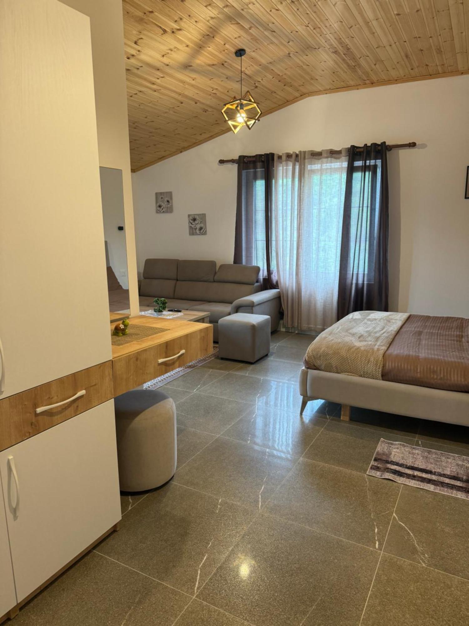 Qyteza Guest House & Camping Shkoder Exterior photo